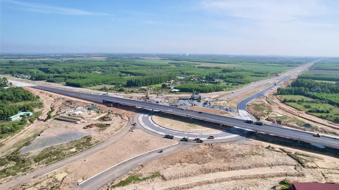 Đồng Nai ưu tiên đầu tư các tuyến giao thông kết nối sân bay Long Thành