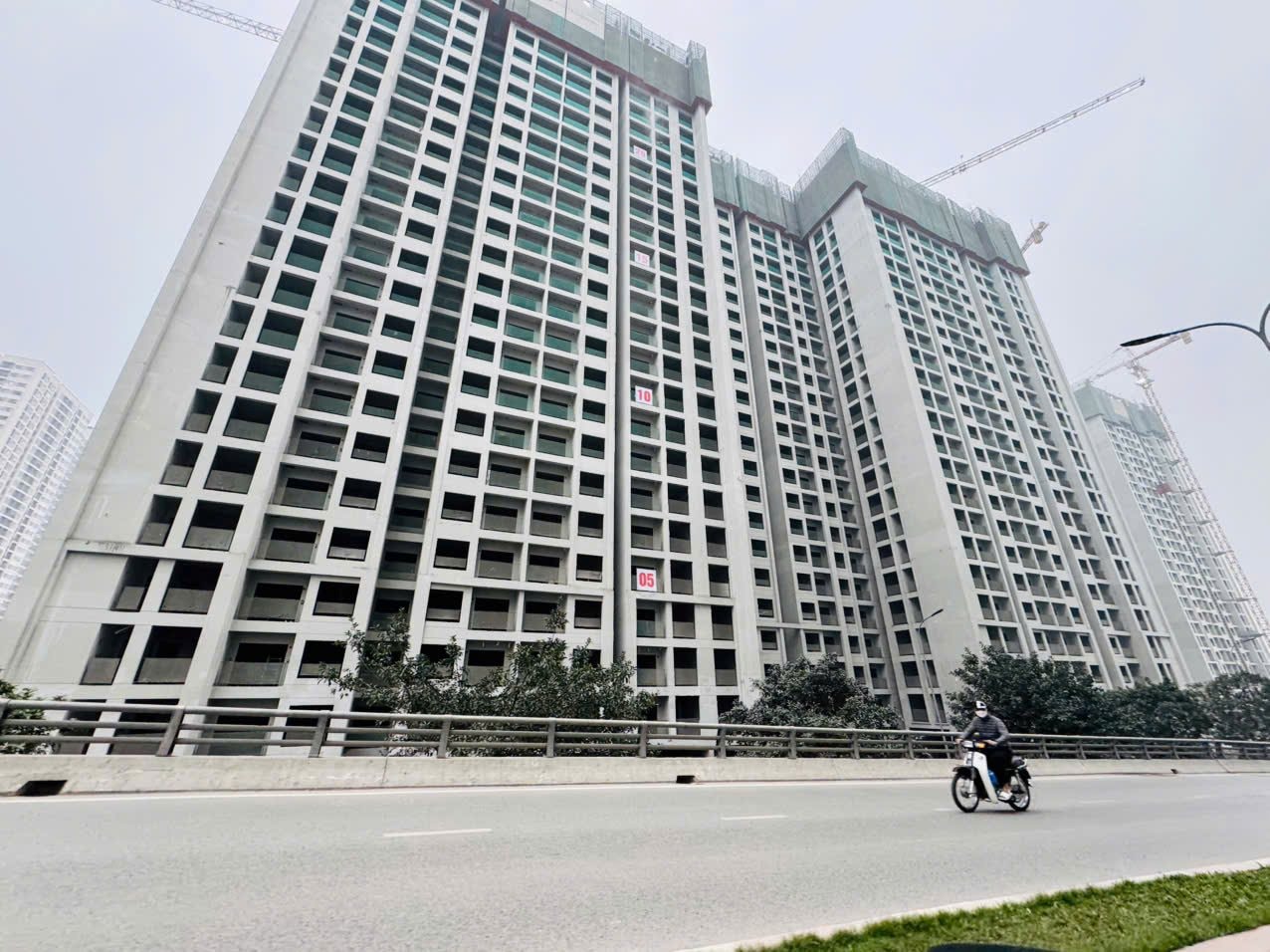 Nan đề giá nhà vẫn đang đi tìm lời giải