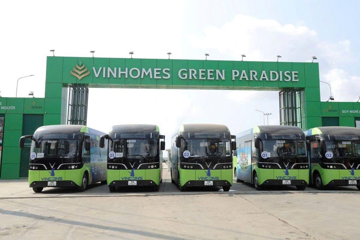 Từ nay, hàng nghìn công nhân làm việc cho tỷ phú Phạm Nhật Vượng sẽ được đi xe điện miễn phí