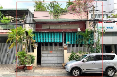 BÁN NHÀ 28-28A Trần Quang Quá