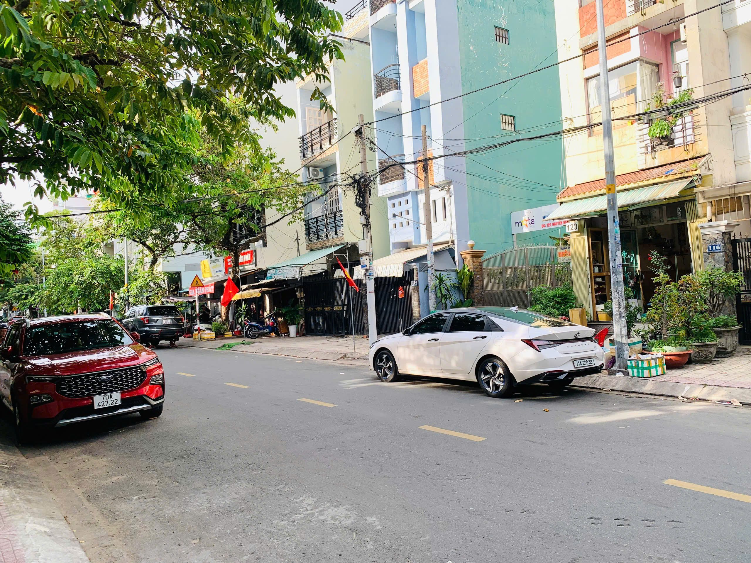 BÁN NHÀ TÂN PHÚ