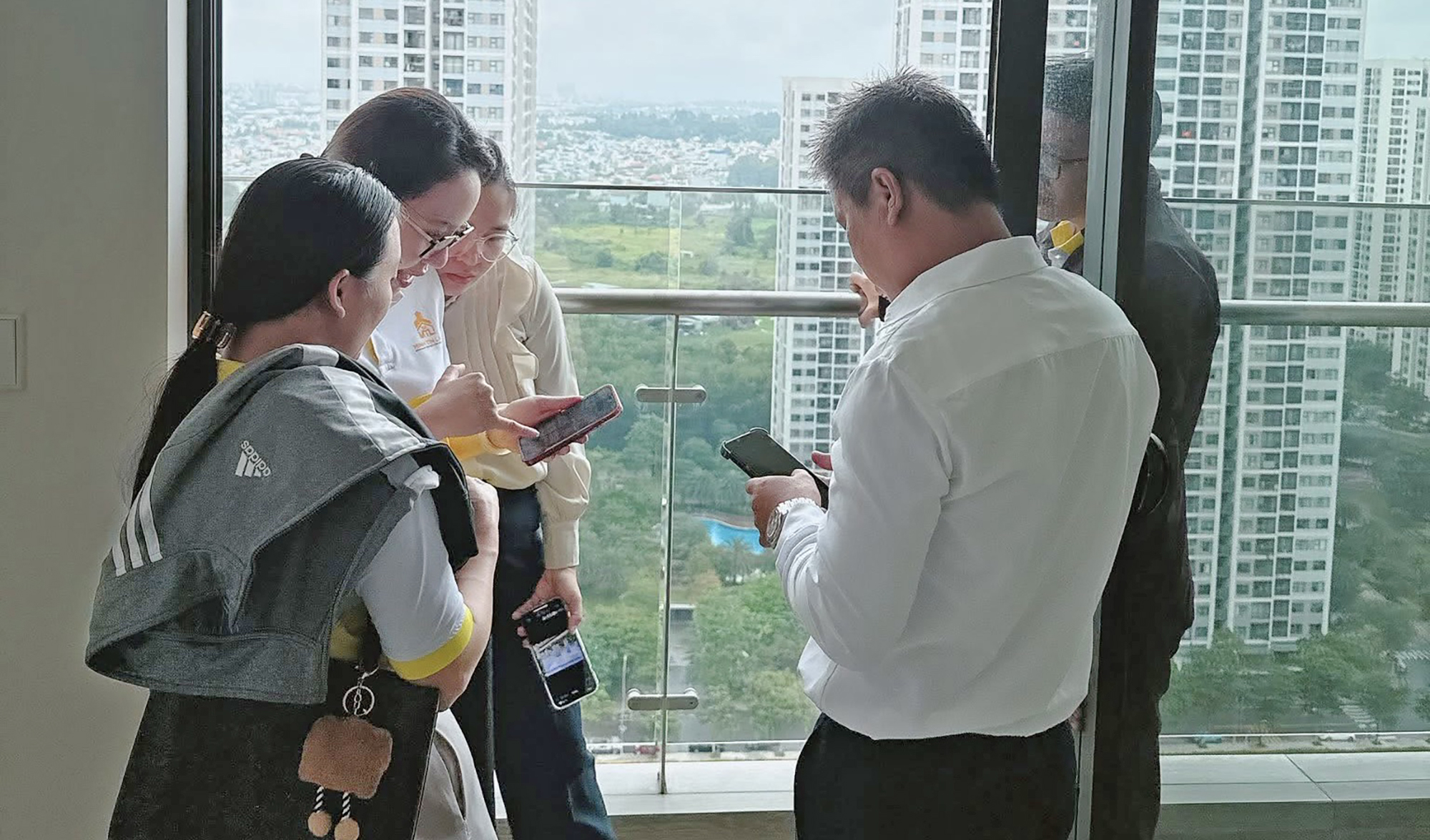 Nhận diện chiêu trò thổi giá chung cư