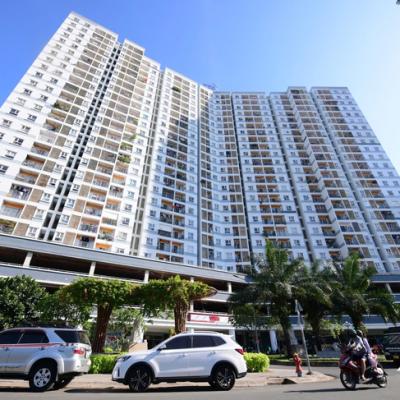 Nguồn cung ít và tỉ lệ chọi cao, nhà ở xã hội âm thầm tăng giá