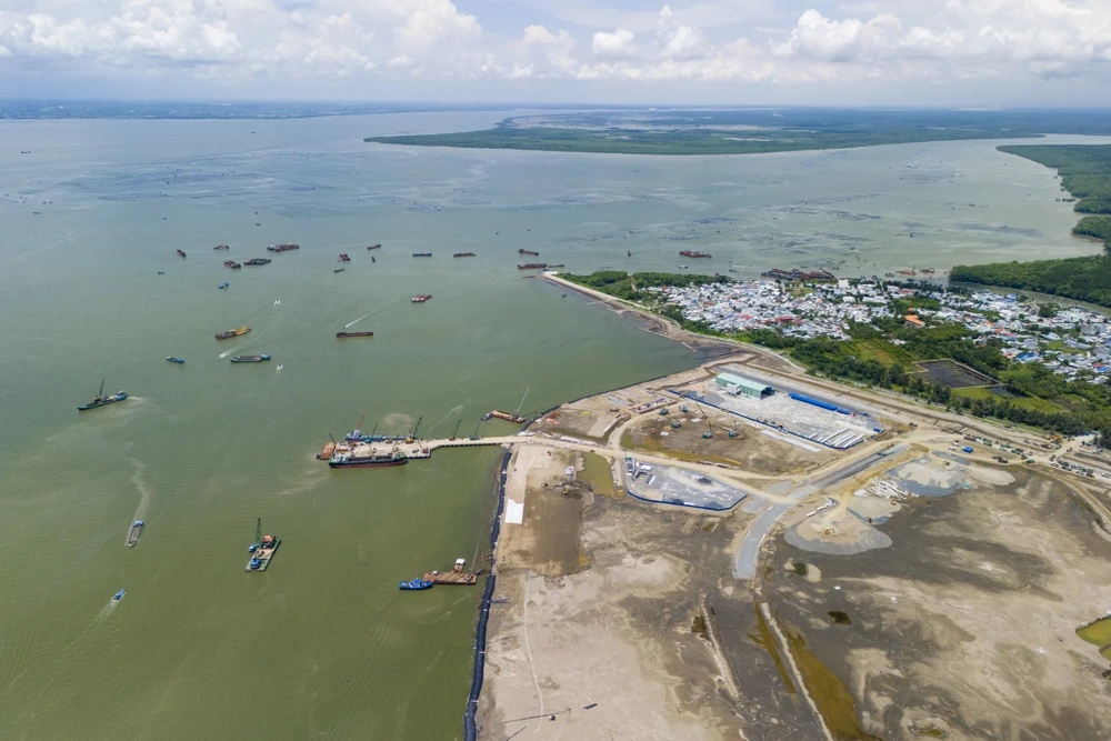 Loạt 'siêu' dự án đẩy nguồn cung nhà phố, biệt thự tăng vọt ở TP.HCM