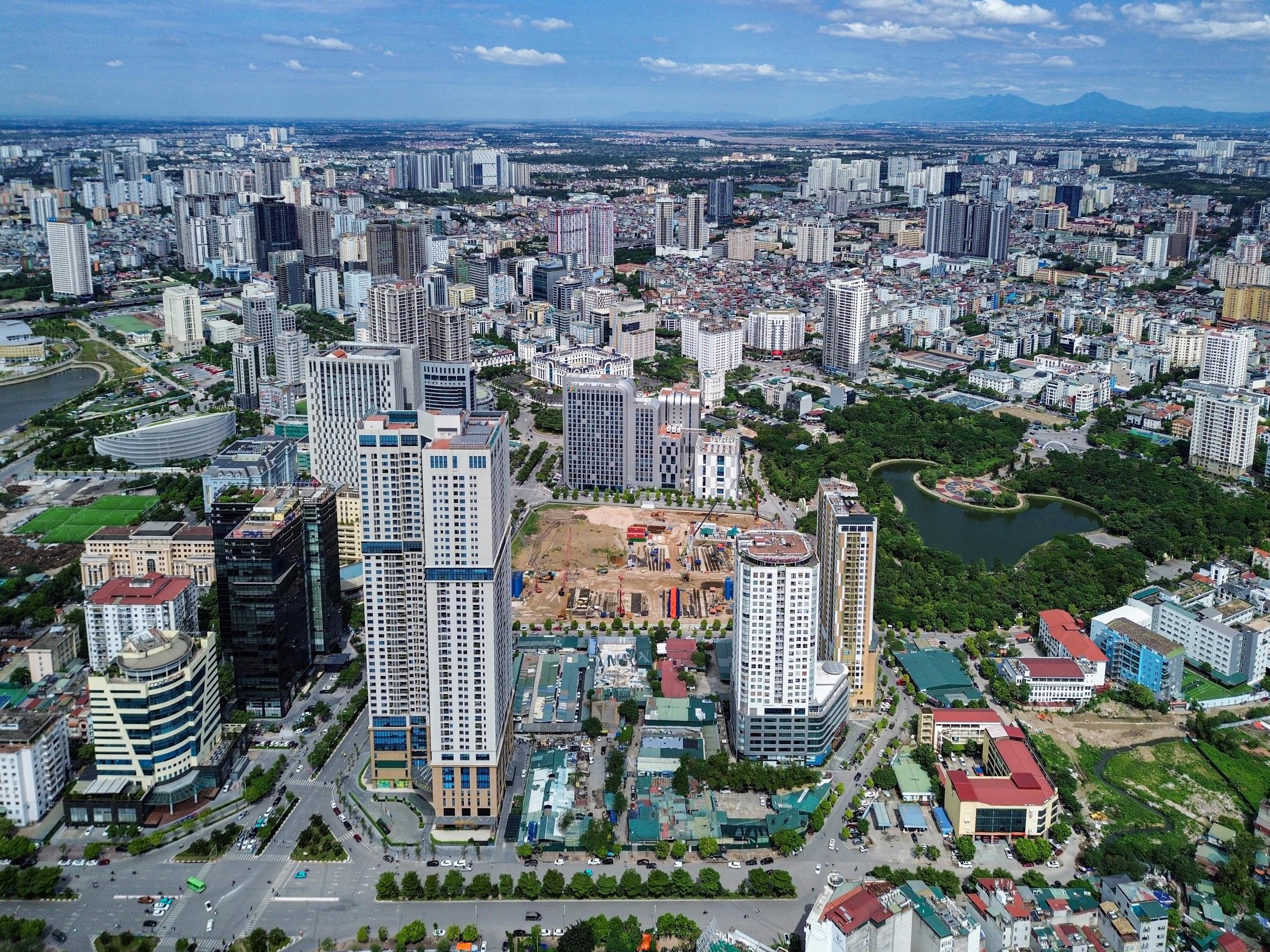 Năm 2026, nguồn cung chung cư tăng mạnh sao giá bán chưa giảm?