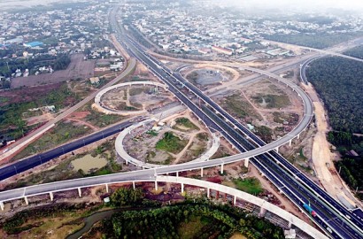 Giao thông có kịp kết nối sân bay Long Thành?