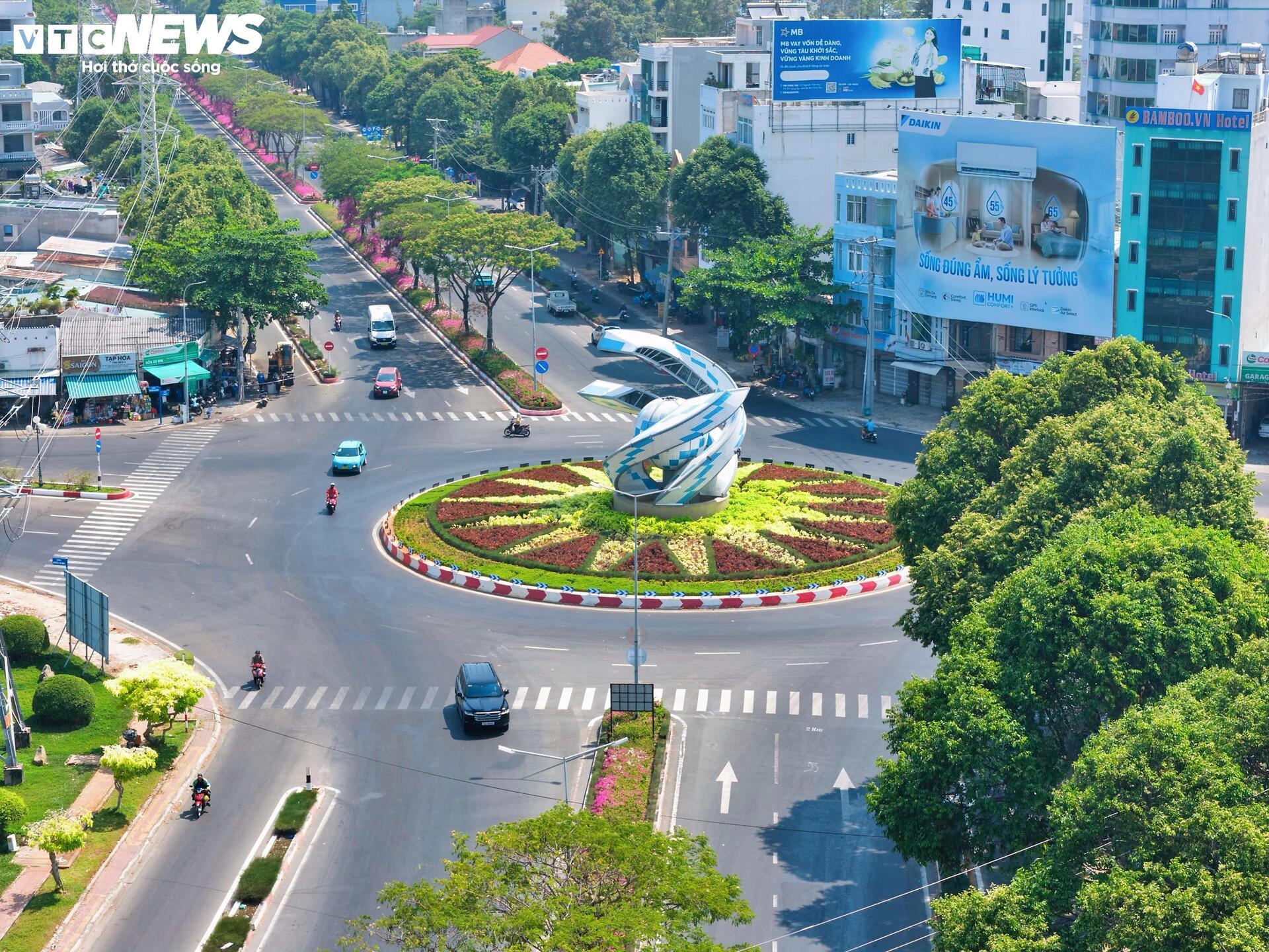 Đường nối ra biển đẹp nhất TP.HCM trước ngày mở rộng 8 làn xe