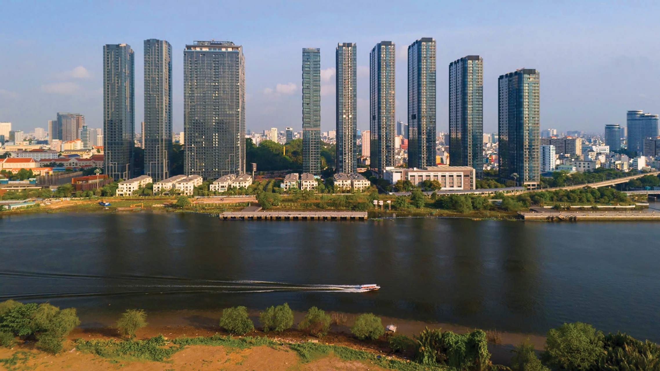 Bất động sản đón “điểm rơi” hạ tầng