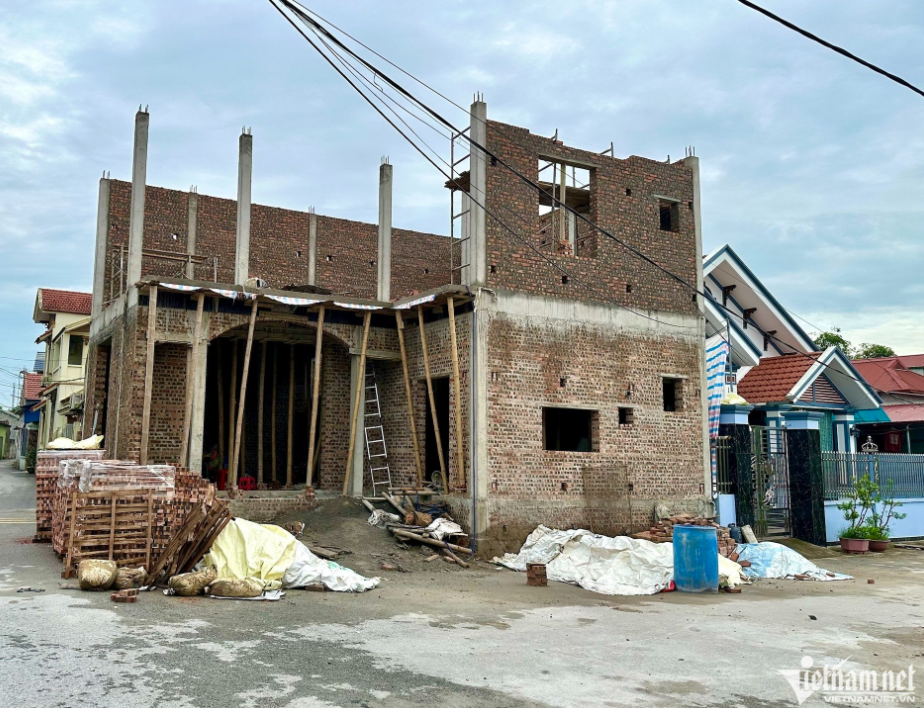 Bộ Xây dựng nói rõ việc xây nhà ở riêng lẻ không cần xin phép