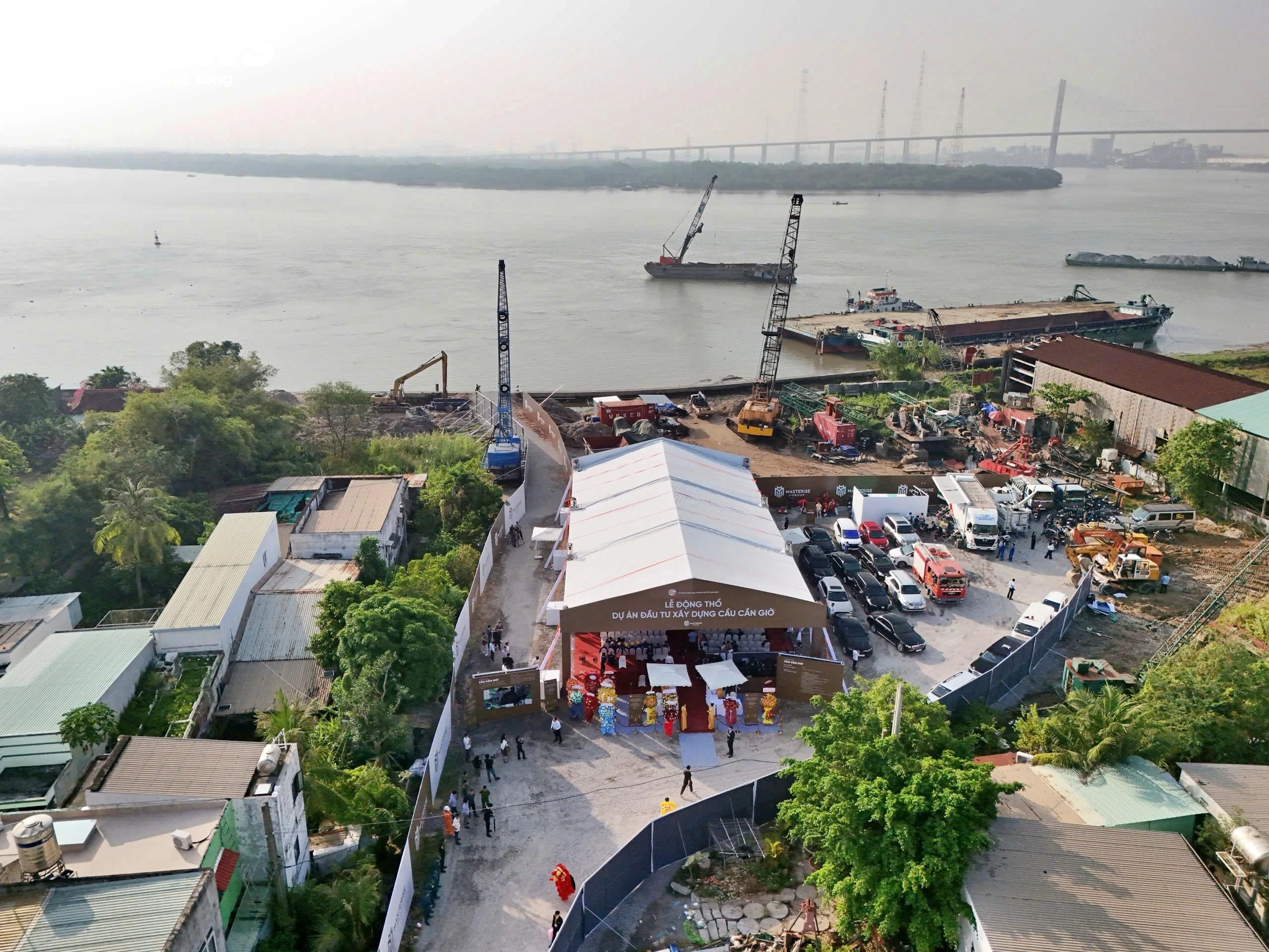 TP.HCM, Đồng Nai khởi công loạt siêu dự án chào mừng Đại hội Đảng XIV