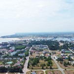 Điều tiết và từng bước kéo giảm giá bất động sản nhà ở về mức phù hợp