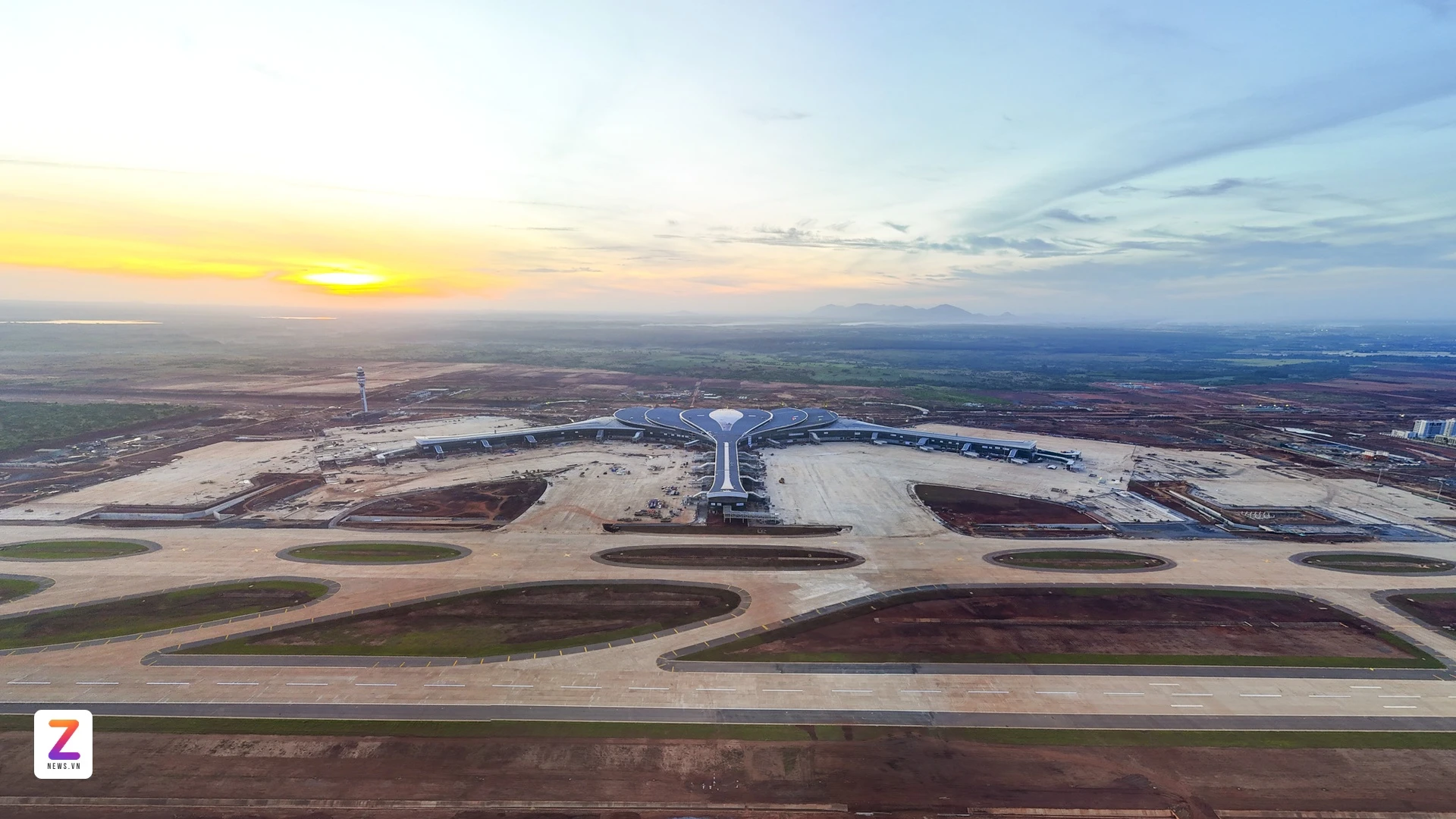 Điều đặc biệt của chuyến bay 'xông đất' Long Thành chiều nay