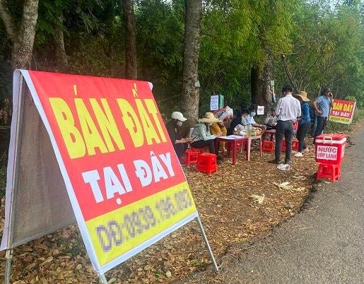 Đầu cơ gặp khó, nhà đầu tư nên “tính chuyện đường dài”