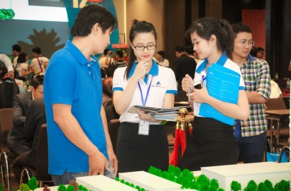 Nghề 'Môi giới bất động sản số'