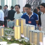 Giá chung cư tăng cao, người thu nhập khá cũng “bế tắc”