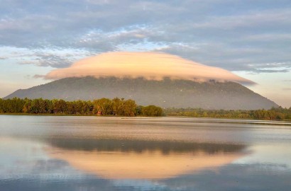 Ngọn núi từng xuất hiện ‘đĩa mây’ sắp thành khu du lịch sinh thái nghìn tỷ