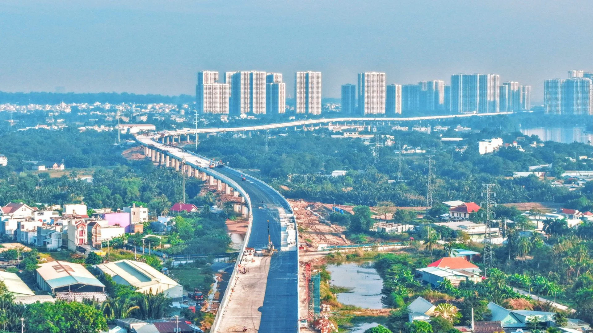 Thị trường bất động sản TP. HCM 2026: Nên đầu tư vào đâu để có lời?